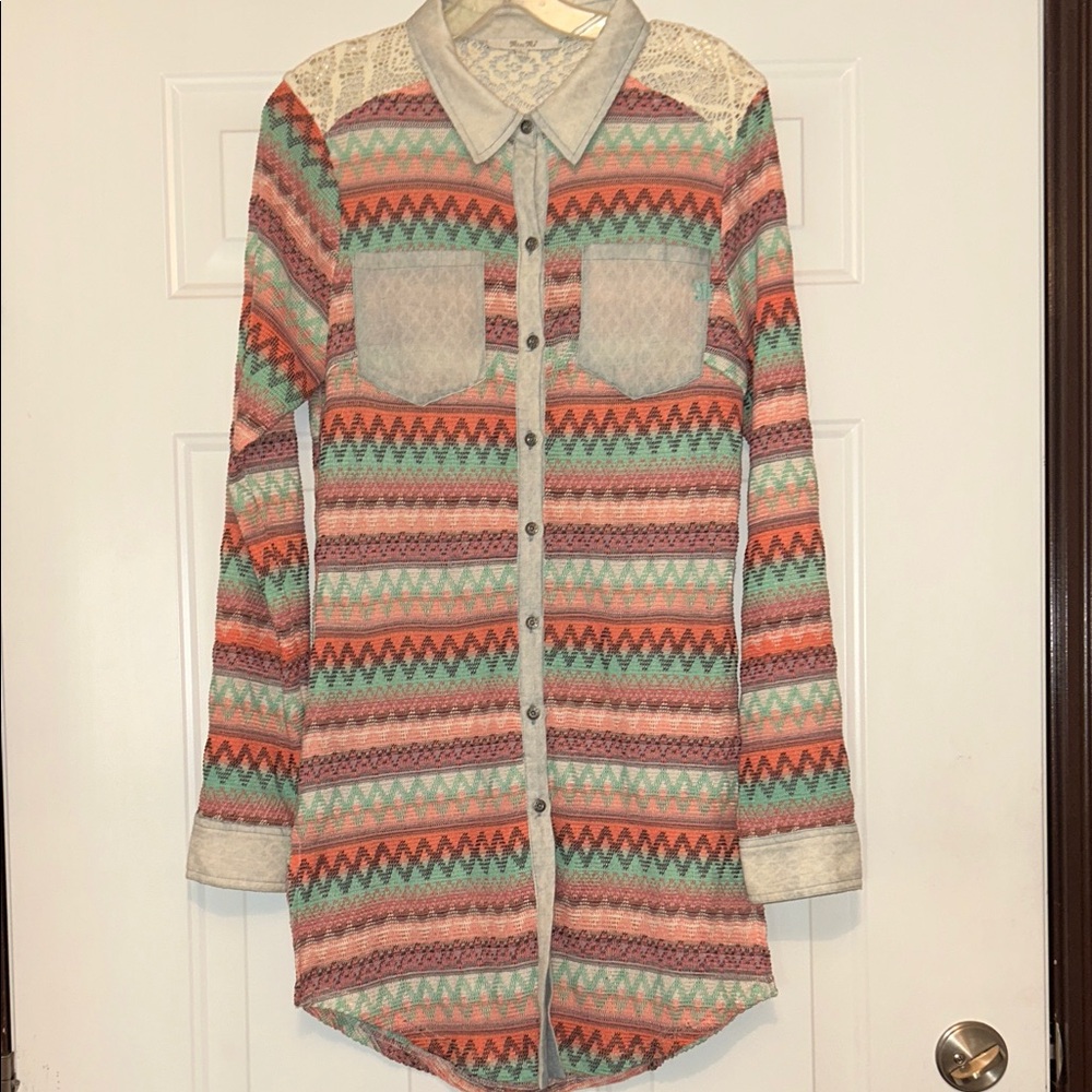 Miss Me Santa Fe Sunset LS Tunic L Crochet Yoke Button Up Colorful